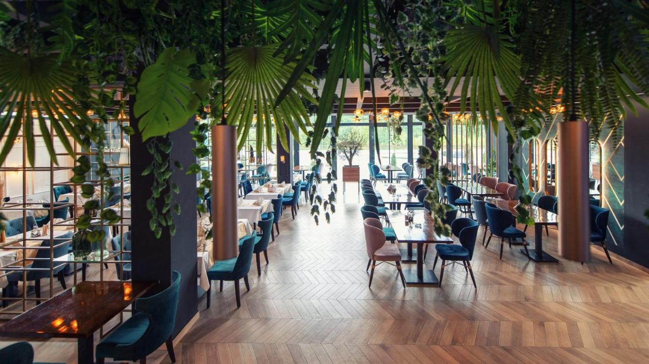 Hotel In Zepce Eksteriør billede
