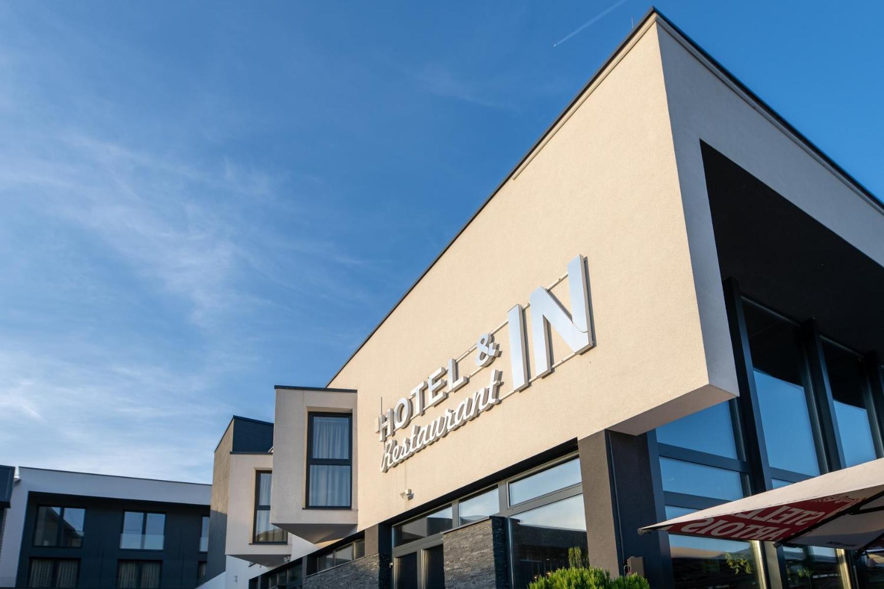 Hotel In Zepce Eksteriør billede