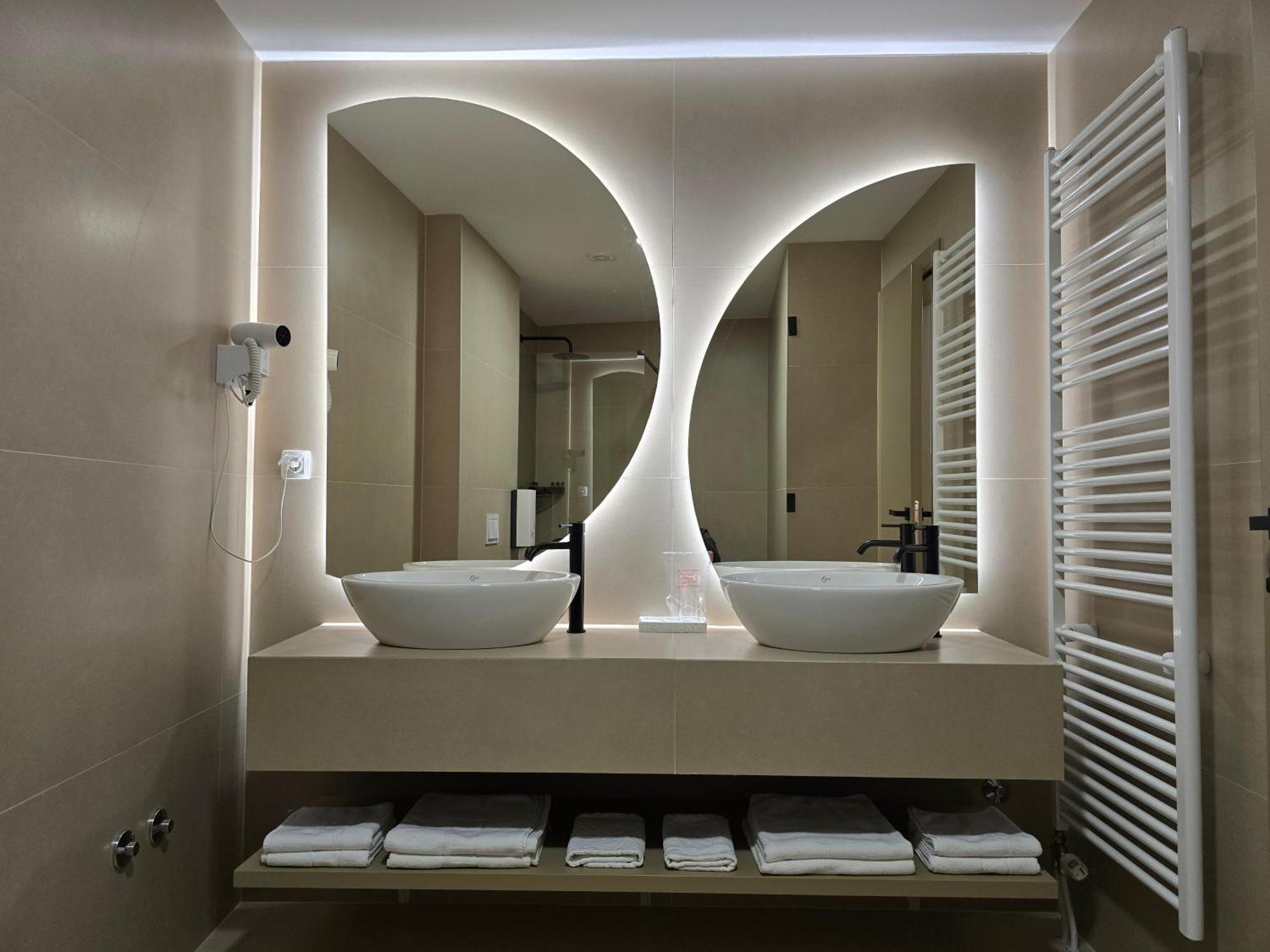Hotel In Zepce Eksteriør billede